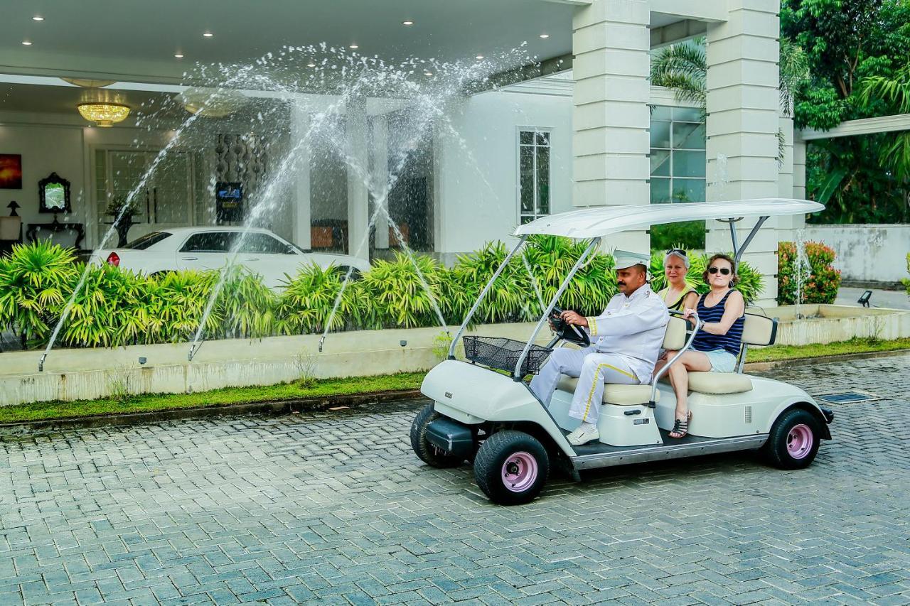The Covanro Airport Hotel - Katunayake Гампа Екстериор снимка