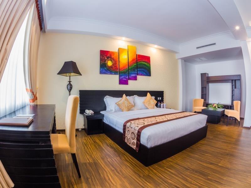 The Covanro Airport Hotel - Katunayake Гампа Екстериор снимка