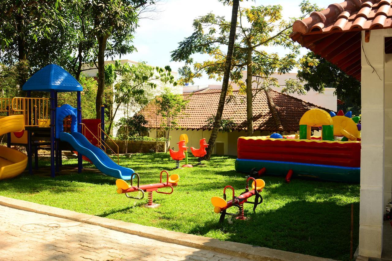 The Covanro Airport Hotel - Katunayake Гампа Екстериор снимка