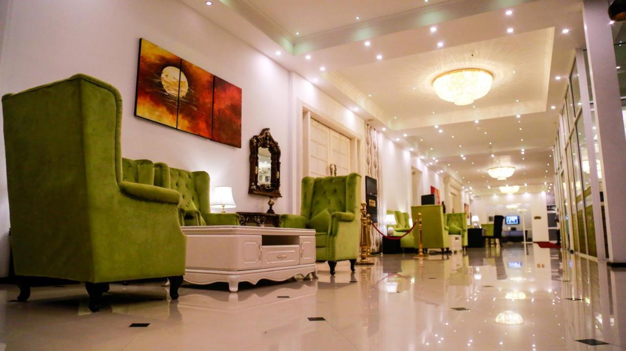 The Covanro Airport Hotel - Katunayake Гампа Екстериор снимка