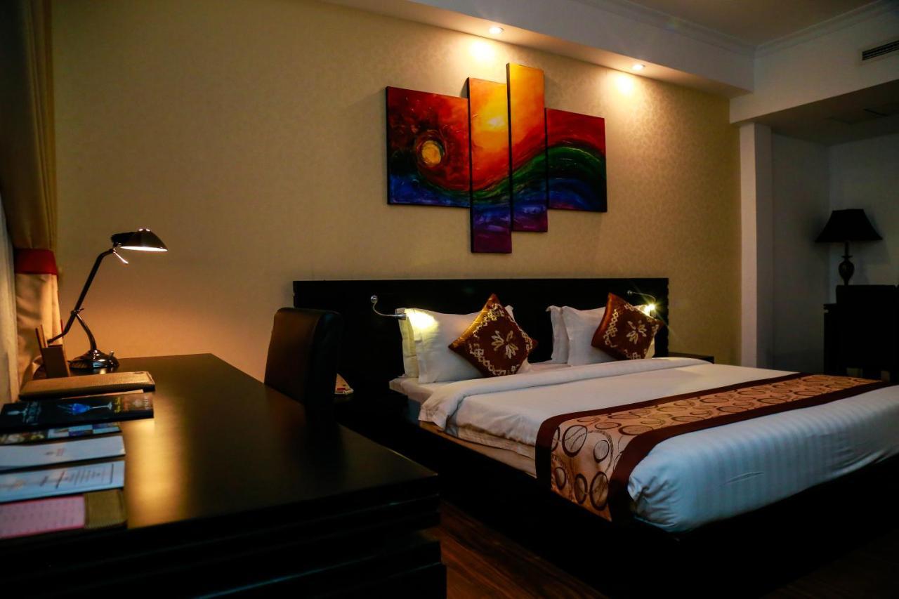 The Covanro Airport Hotel - Katunayake Гампа Екстериор снимка